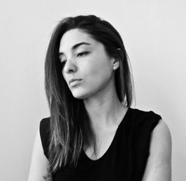 thumbnail_Adriana_Oliver_2_f2b